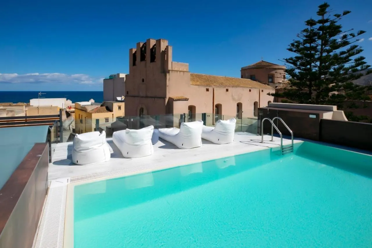 Azzoli Trapani - Apartments&Skypool - Adults Only 4*,