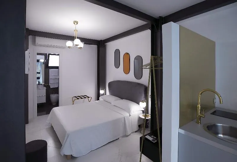 **** Apartahotel Azzoli Trapani - Apartments&Skypool - Adults Only Italia