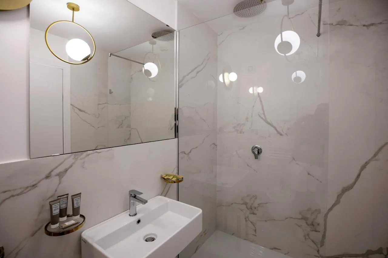 Azzoli Trapani - Apartments&Skypool - Adults Only 4*,  Italia